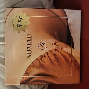 NOMAD Sydney Brothers KISS OF SUN Eyeshadow Palette